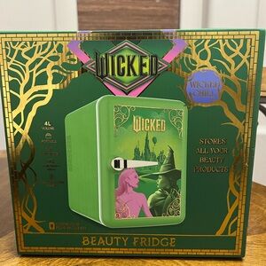 Wicked Beauty Fridge in Green and Gold